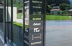 IMG-0276-750px-web.jpg